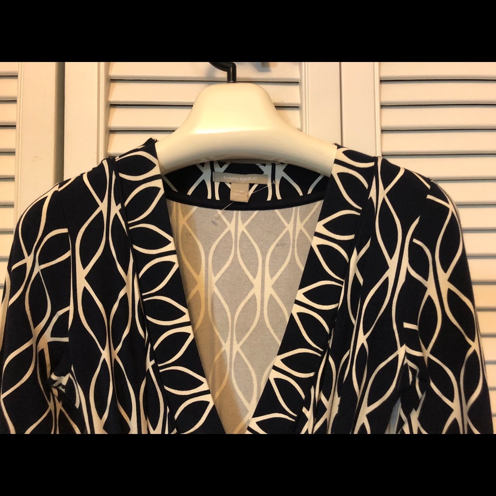 💜💜Price Drop💜Banana Republic, Wrap dress, - Picture 2 of 10